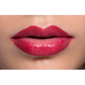 Efecto push-up labios rejuvenecidos y voluminados